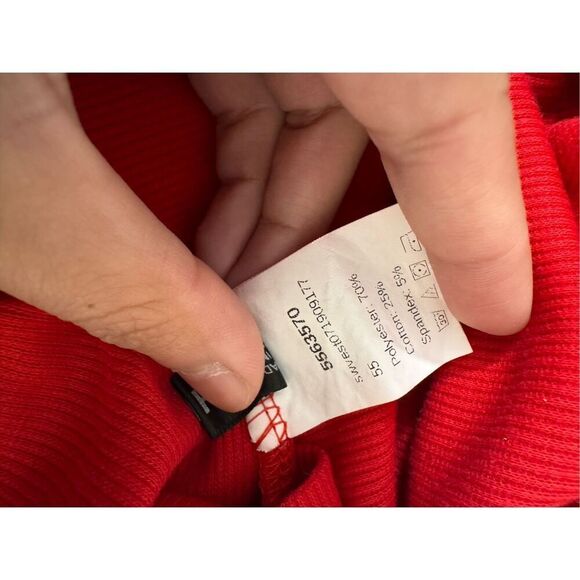 Red tank top blouse size small - Picture 5 of 6